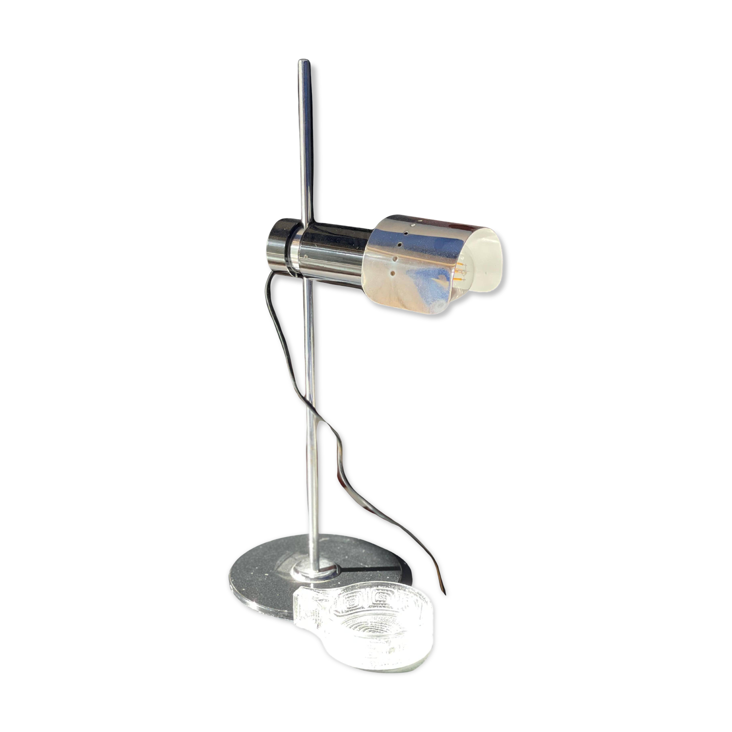 Lampe de table italienne vintage des années 1970 dans le style de Joe Colombo pour Oluce, chromée.