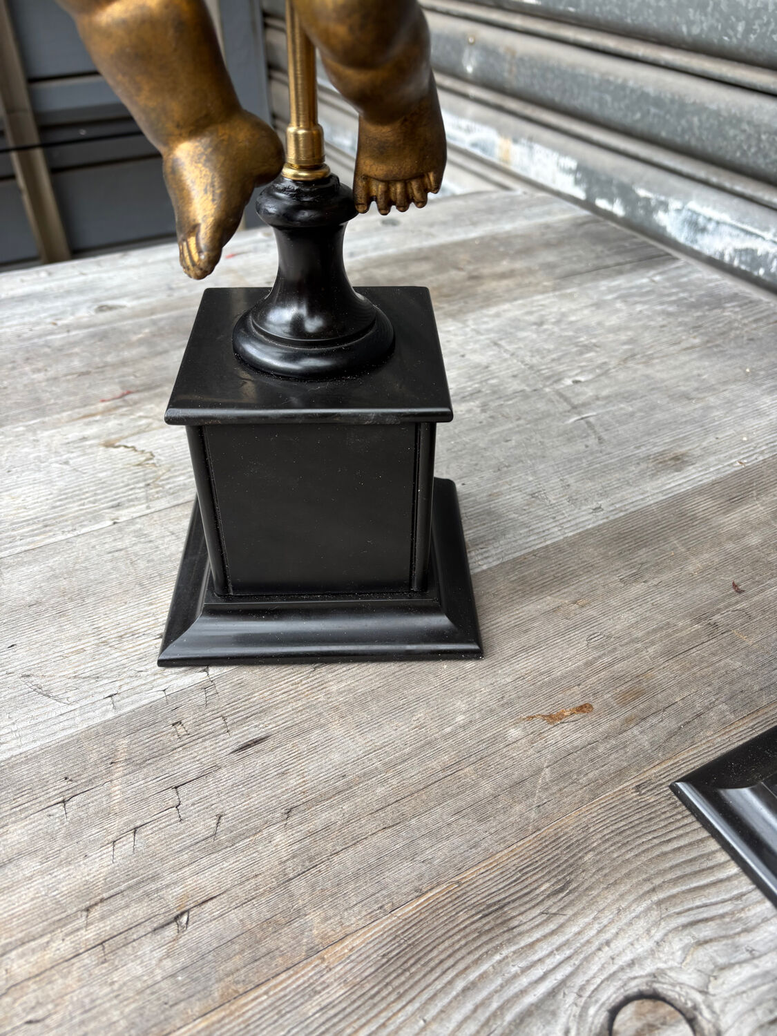 Pair of gilded cherubs on a Napoléon III base