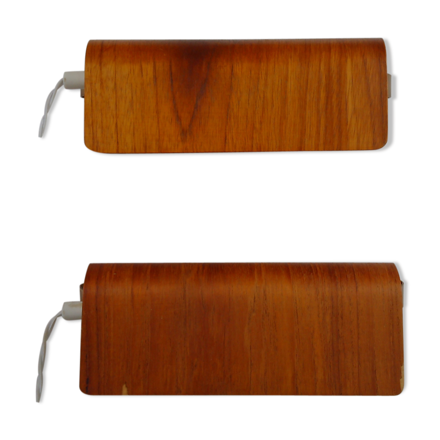 Pair of teak bedside sconces, model V321 from Nator