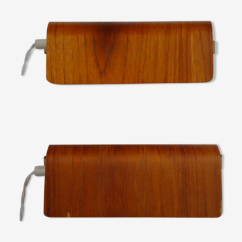 Pair of teak bedside sconces, model V321 from Nator