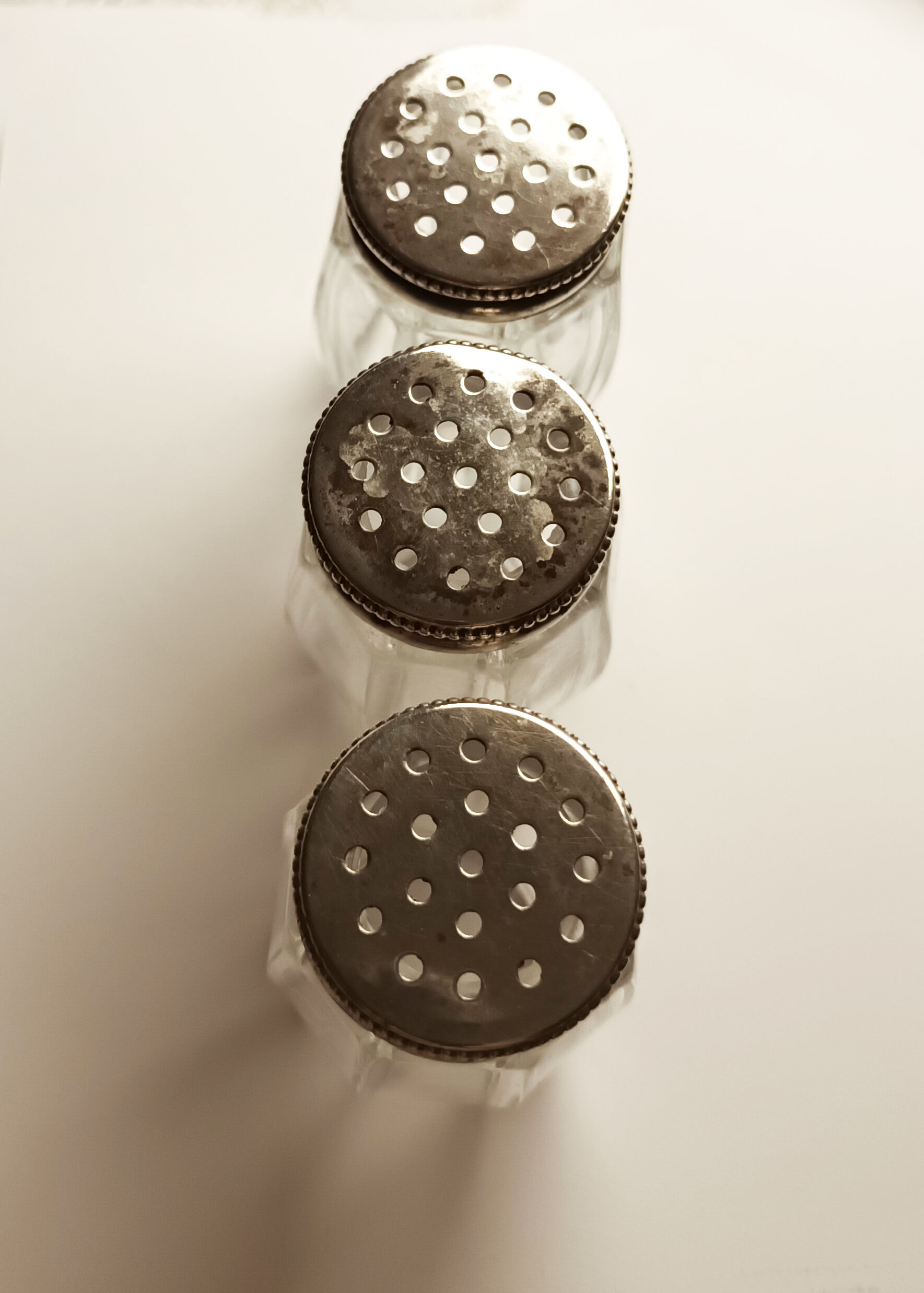 3 crystal and metal salt shakers