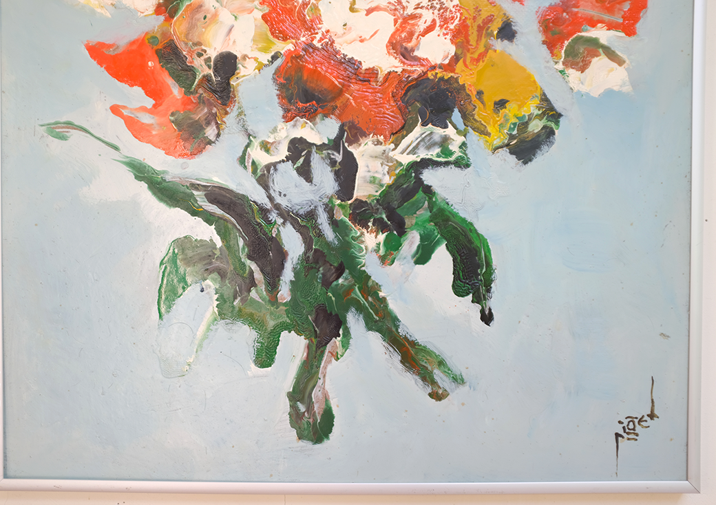 Table The bouquet of flowers