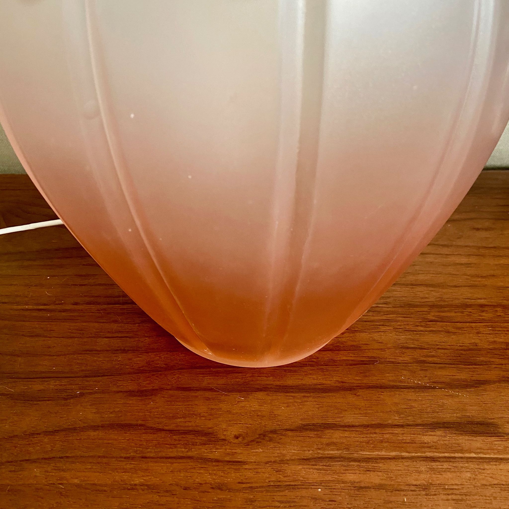 Pink molded glass lamp foot-Art Deco style-Pink décor