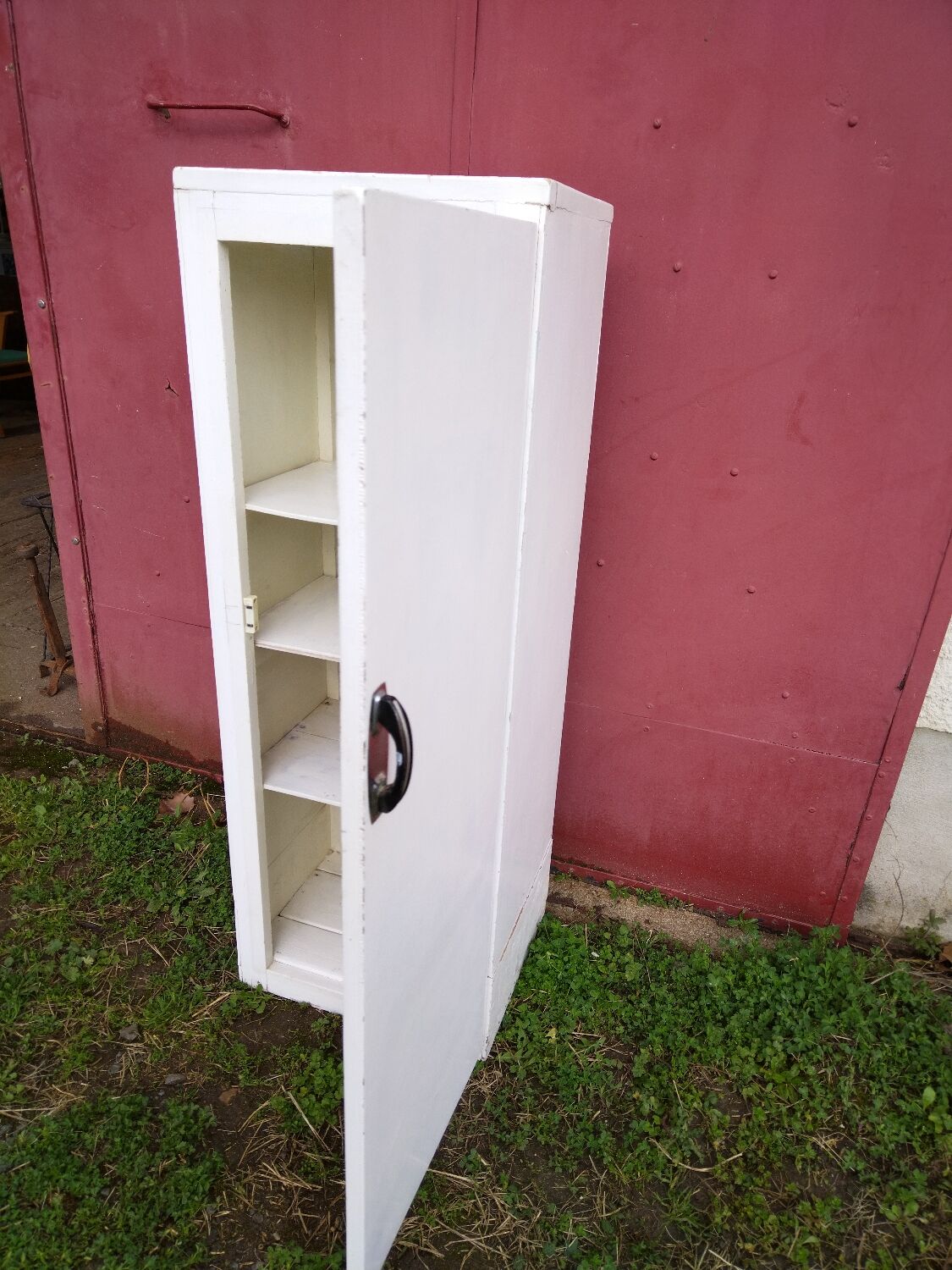 Vintage column pantry