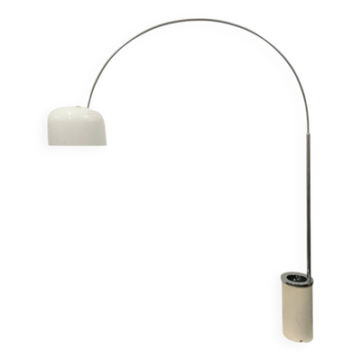 Lampadaire arc de Luigi Massoni par Harvey Guzzini, Italie 1960