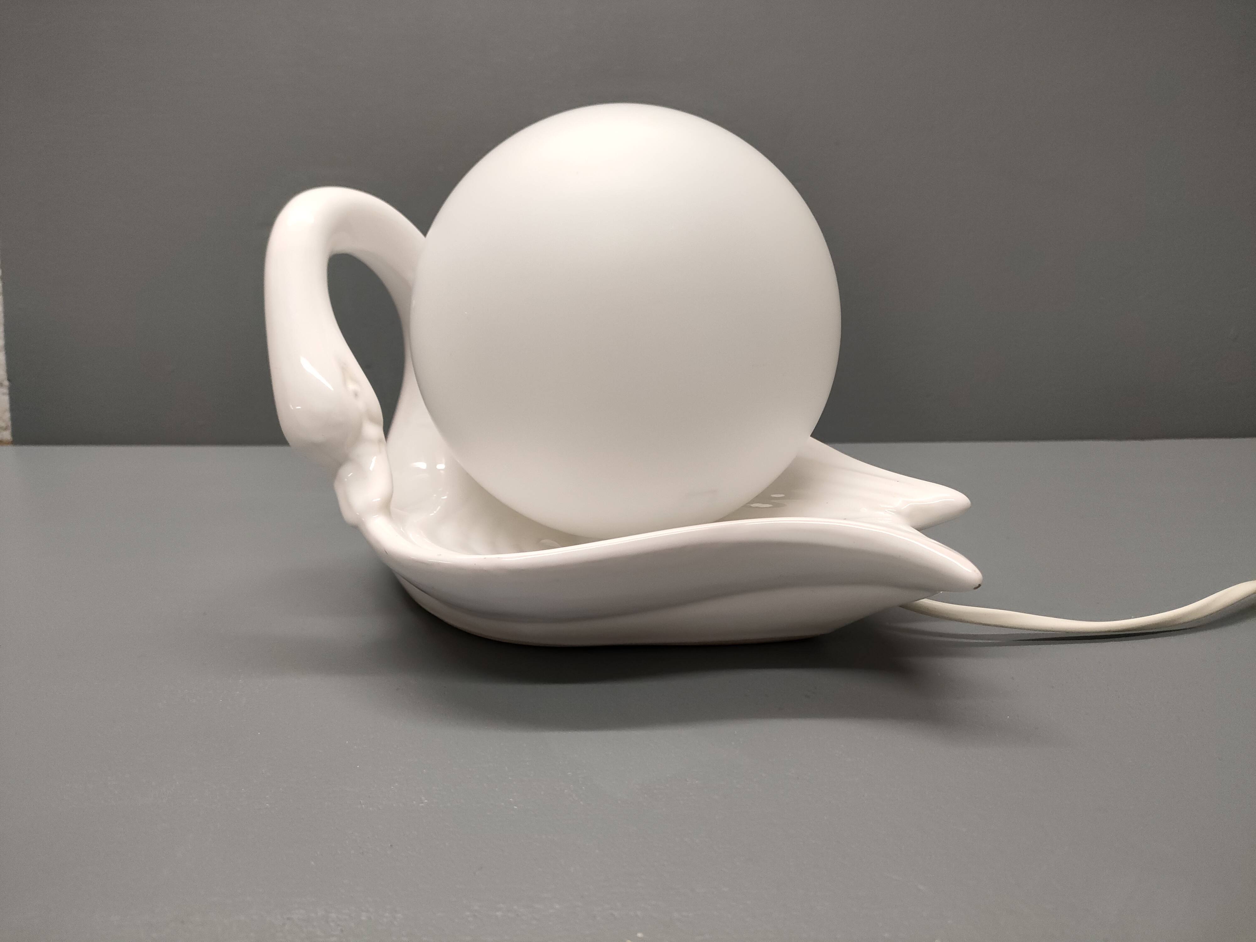 Ceramic swan lamp - Delfts Wit - 70s/80s - Netherlands
