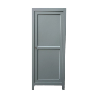 Vert Amande Parisian wardrobe from Ressources