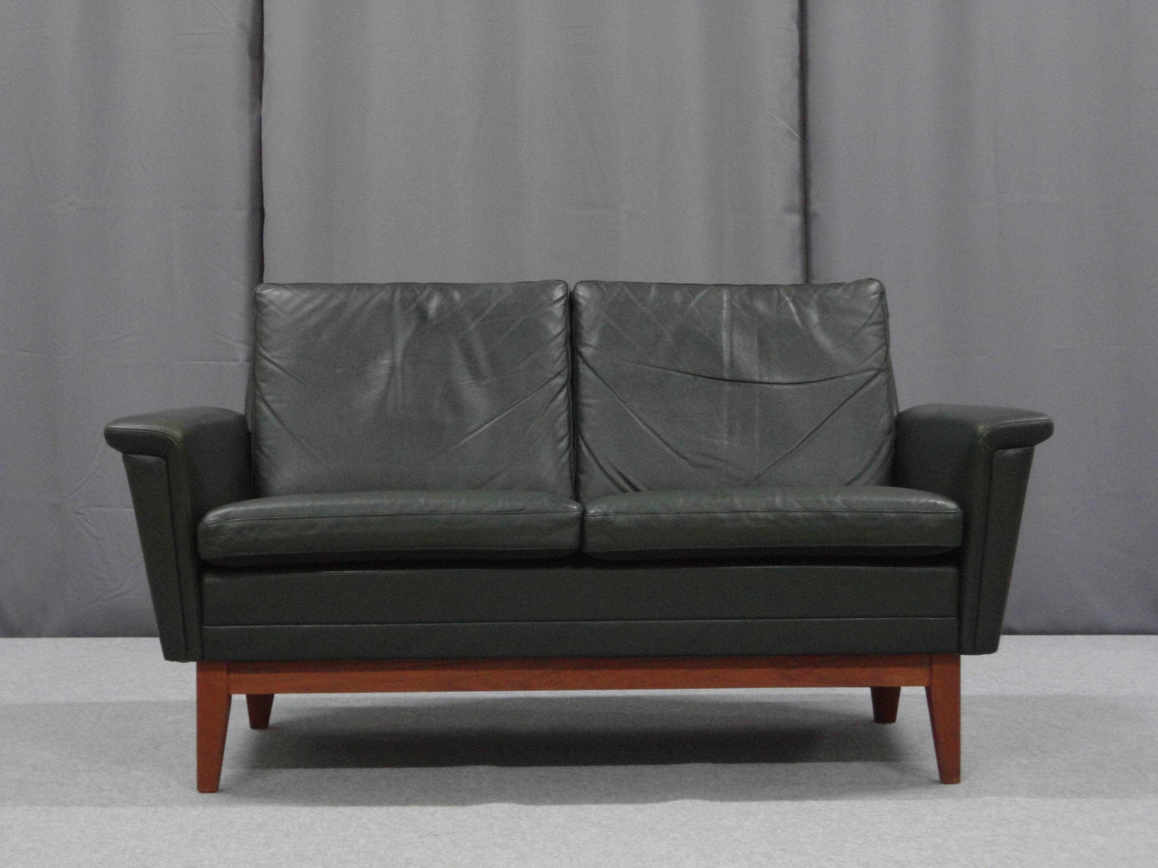 Two seater scandinavian sofa 1960s