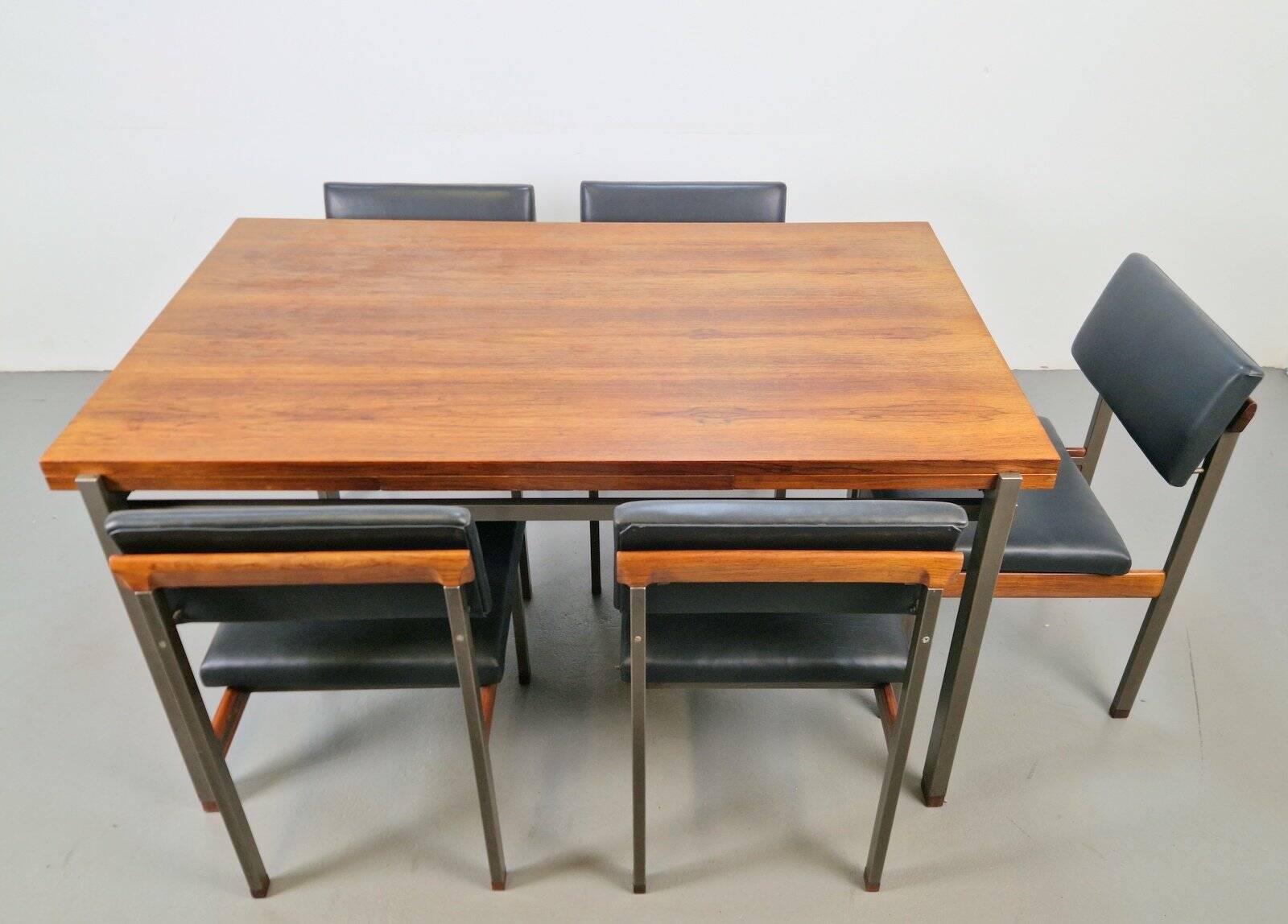 Pali Dining Chairs and Table by Louis van Teeffelen for Wébé, 1960s, Set of 6