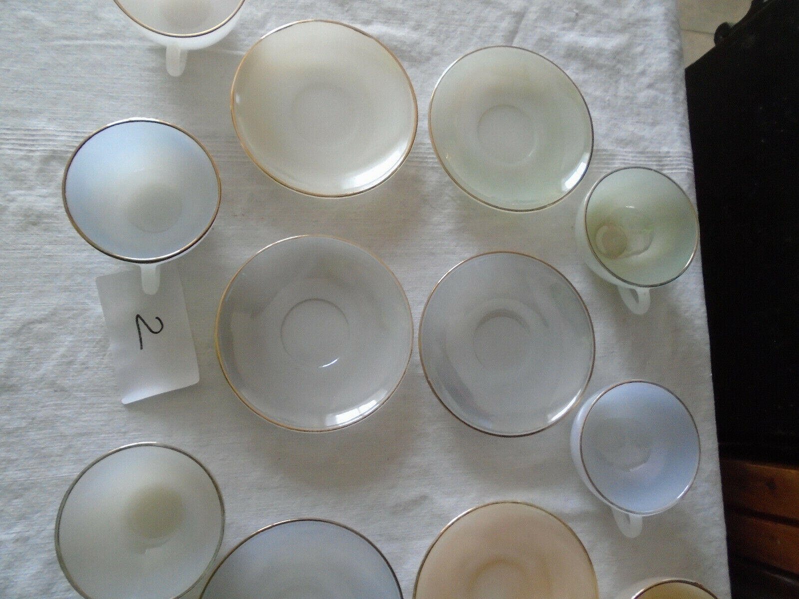 6 cups arcopal iridescent opalesquin harlequin