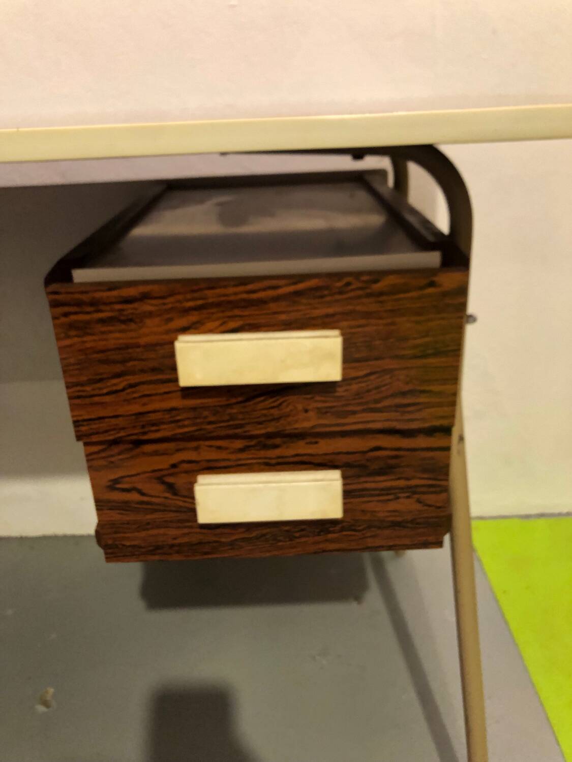 1960 VINTAGE DESK FORMICA METAL TUBING 4 DRAWERS