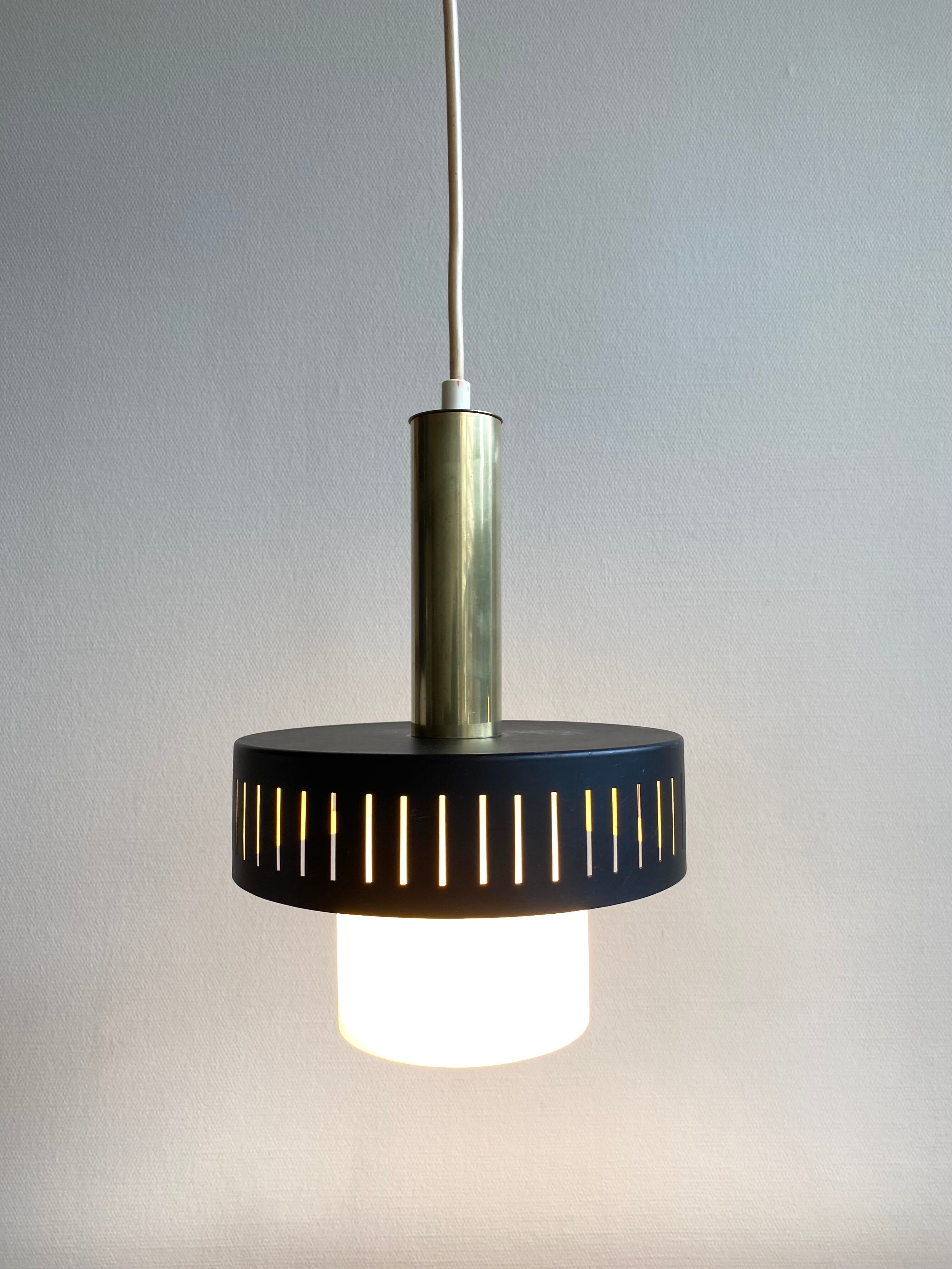 Suspension in opaline, brass and metal, circa 1960