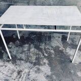 Bureau en métal