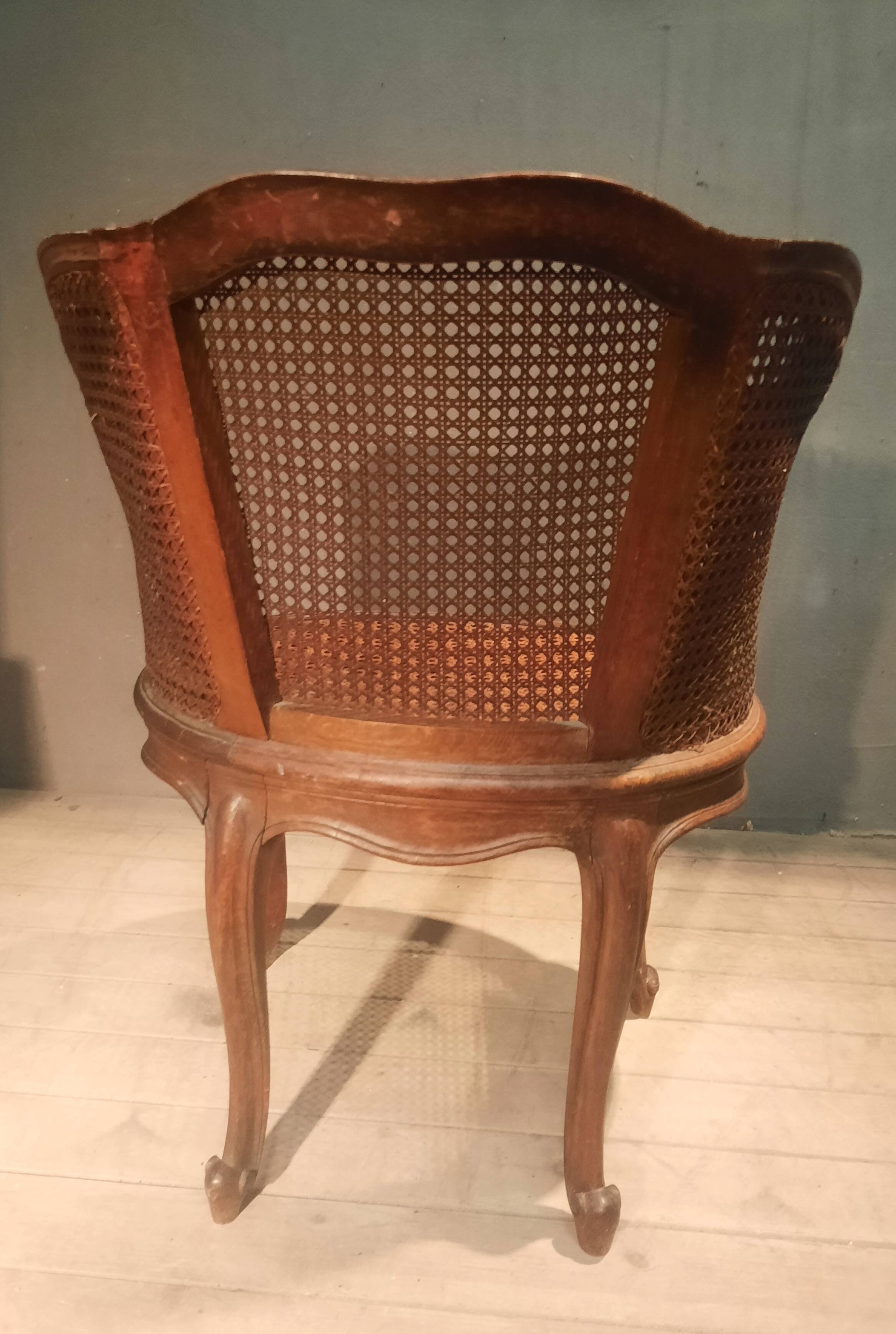 Fauteuil de burreau canné style Louis XV