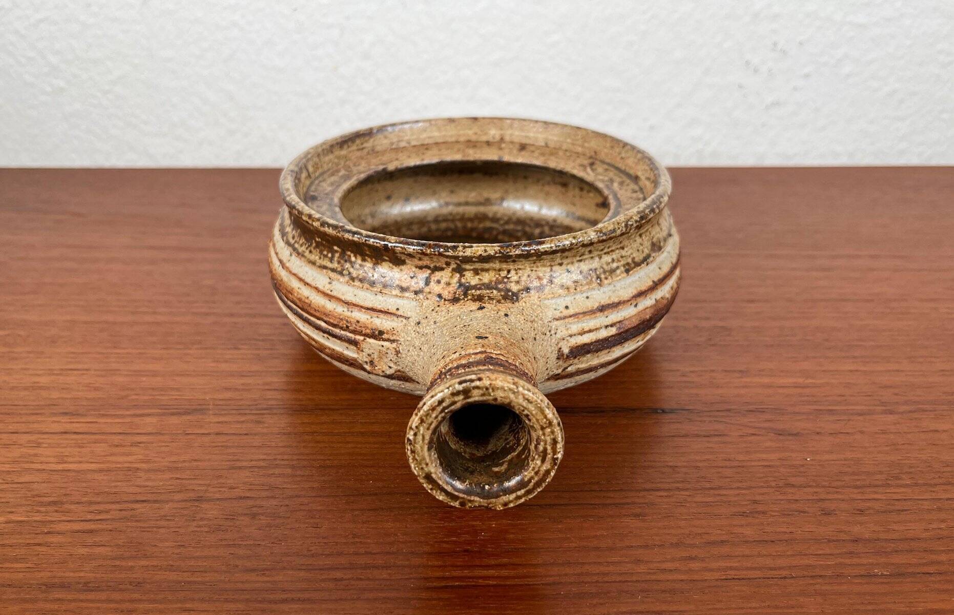 Danish studio pottery bowl from the mid-century by Tue Poulsen for Tue Keramik, 1960s.