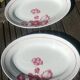 Deux grands plats de service en demi-porcelaine Saint Amand modèle edmont