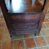 Chaise coffre ancienne en bois massif