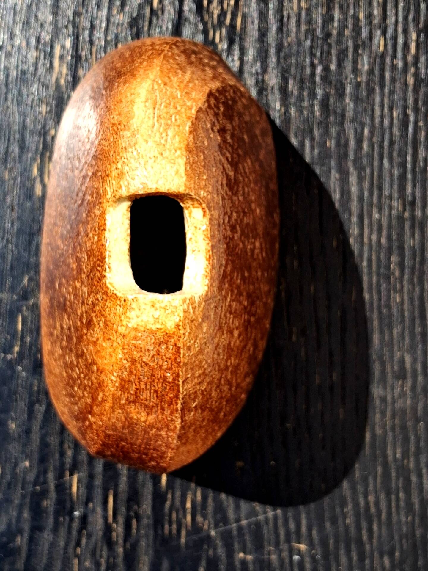 Vase en grés au design contemporain, signé à identifier, déco