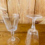 Set of 8 small glasses on foot in transparent glass