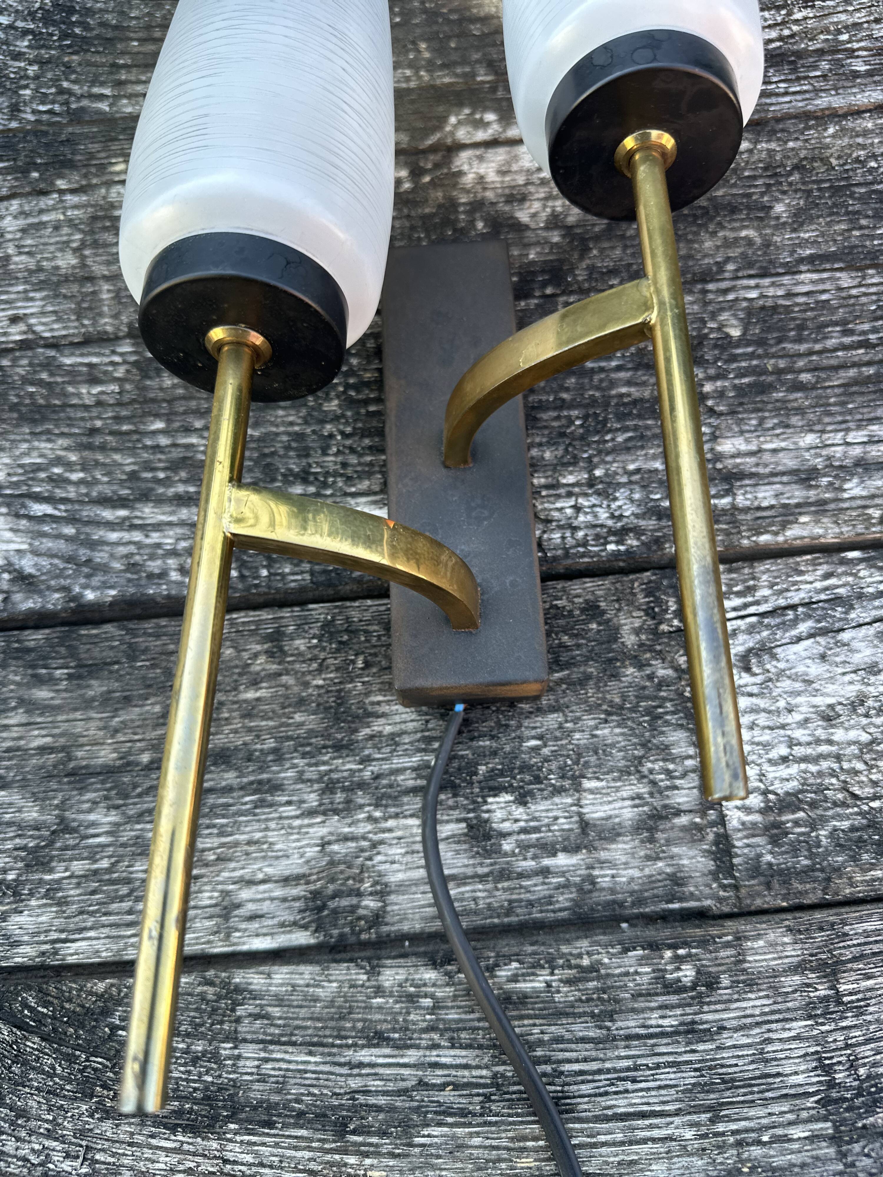 Lunel double wall light in brass and metal, vintage 1950s