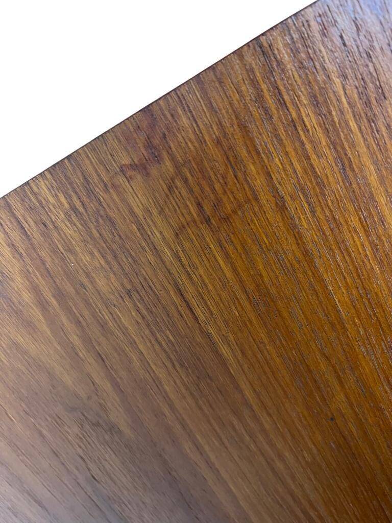 Vintage wooden bookcase/sideboard/bar