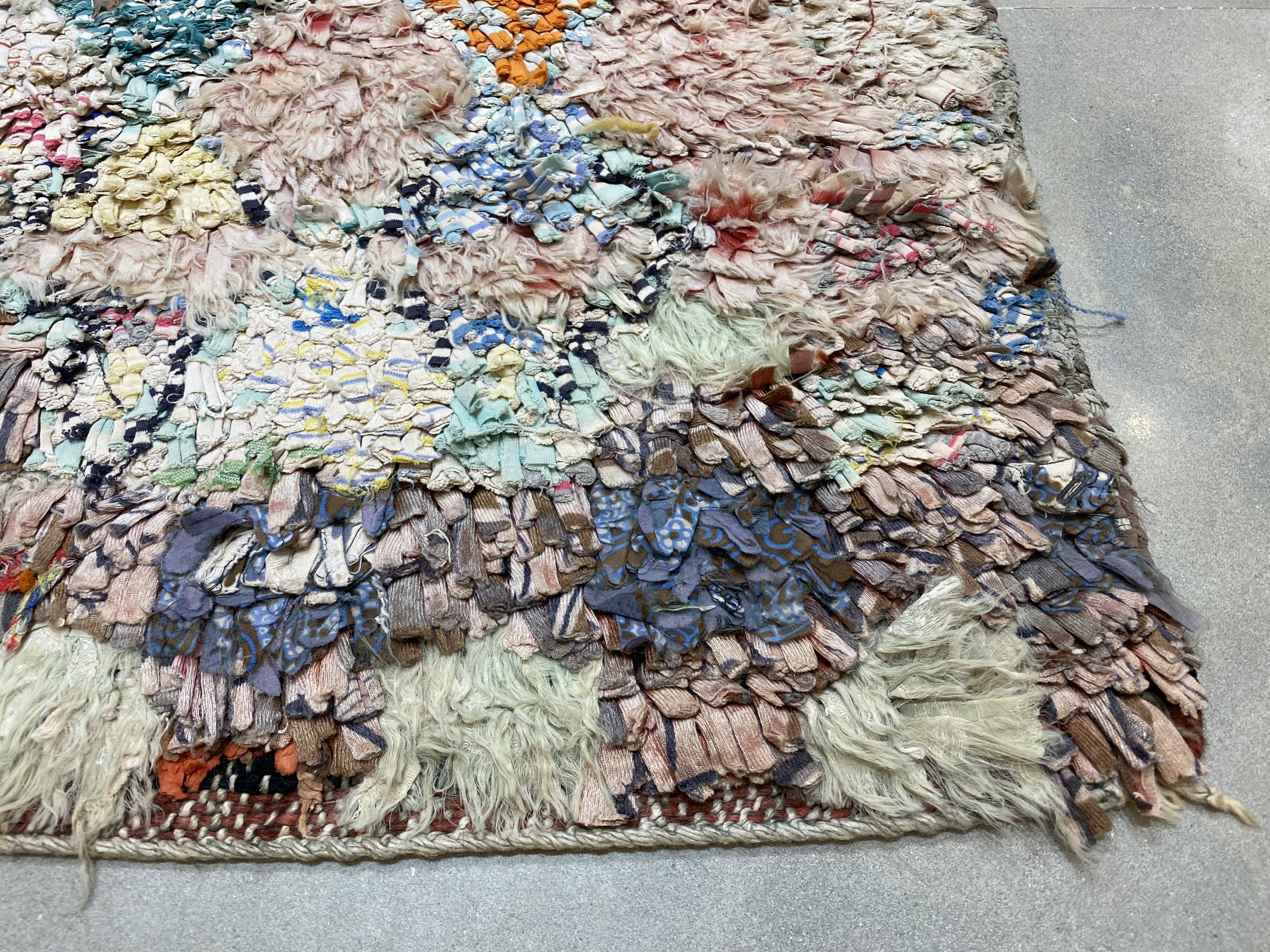 COLORED BOUCHEROUITE FABRIC RUG 118x226cm