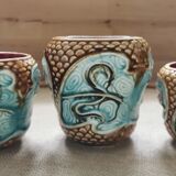 Vases plants in ancient dabbling