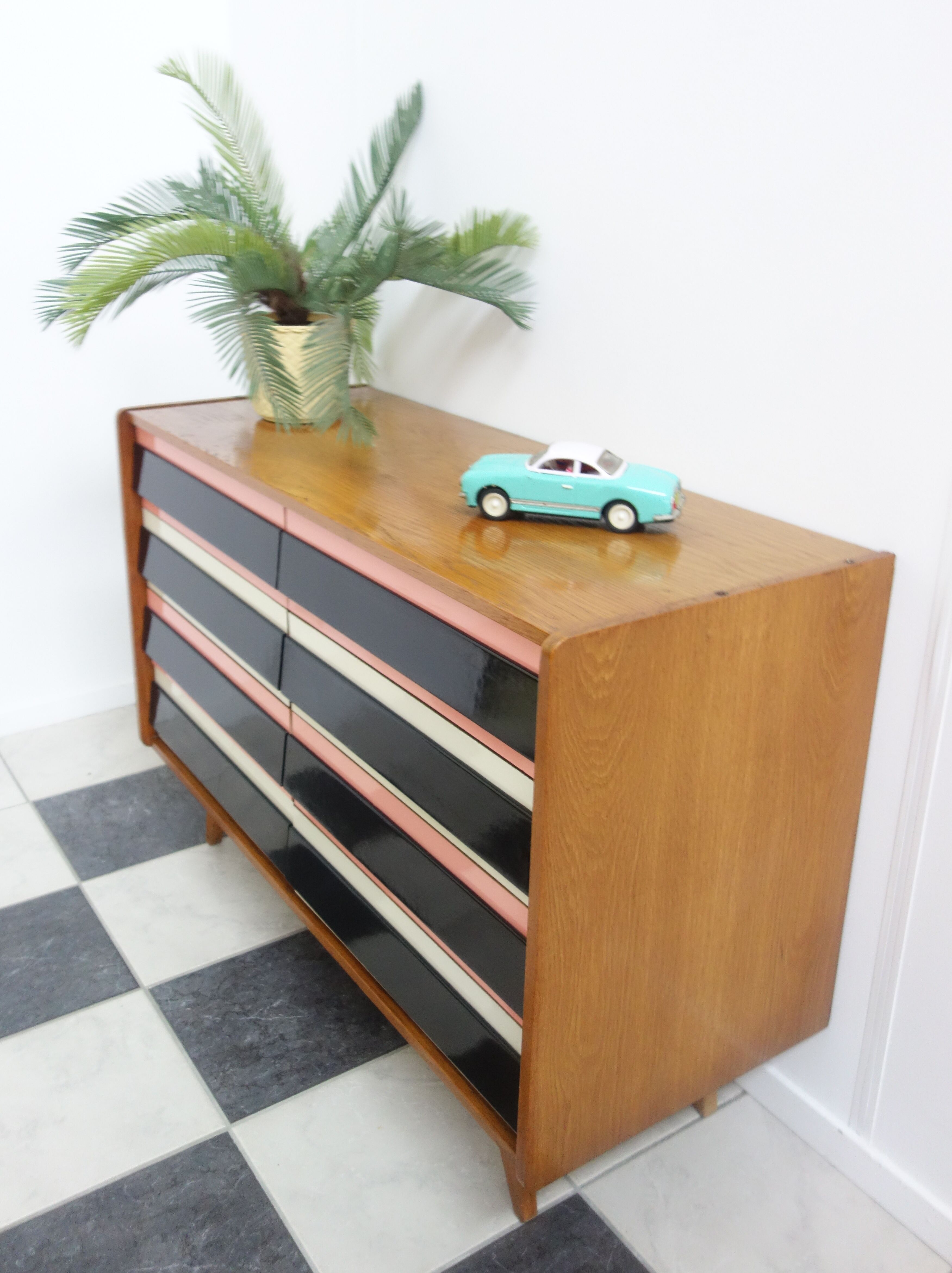 Commode rose Jiri Jiroutek U453 1962