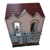 Dollhouse furniture and accessories