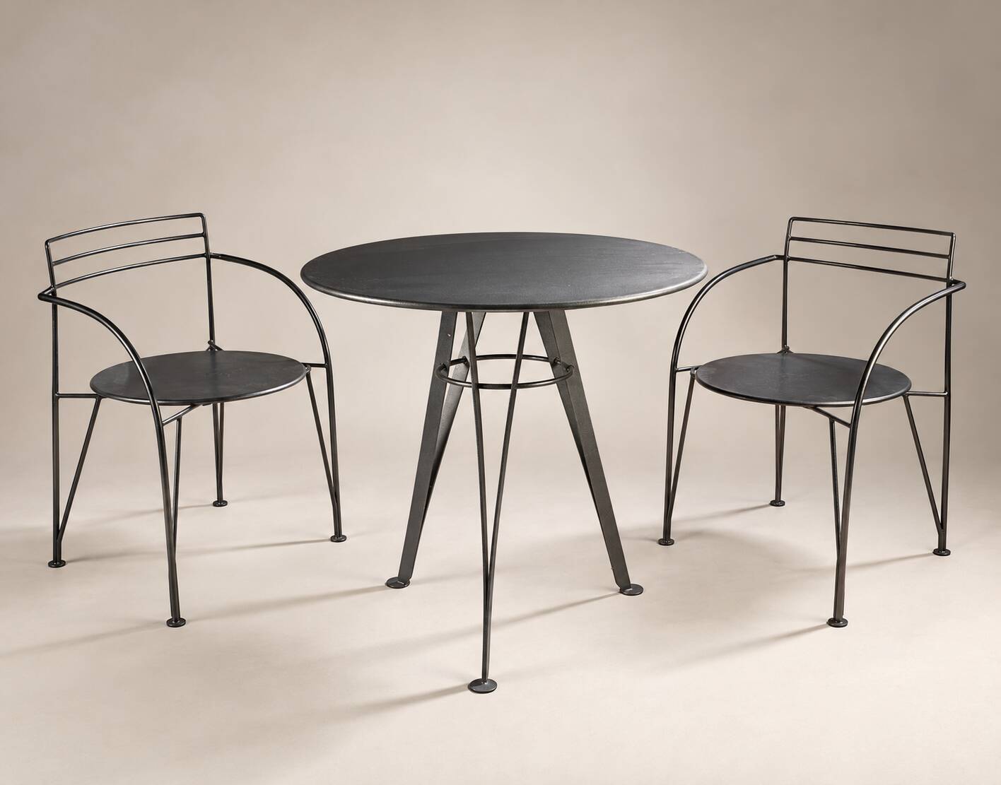 Lot table and chairs Pascal Mourgue