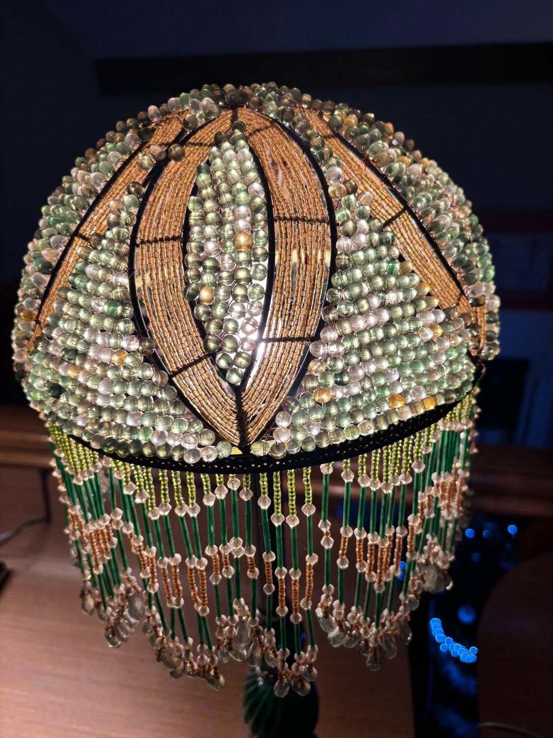 Table lamp