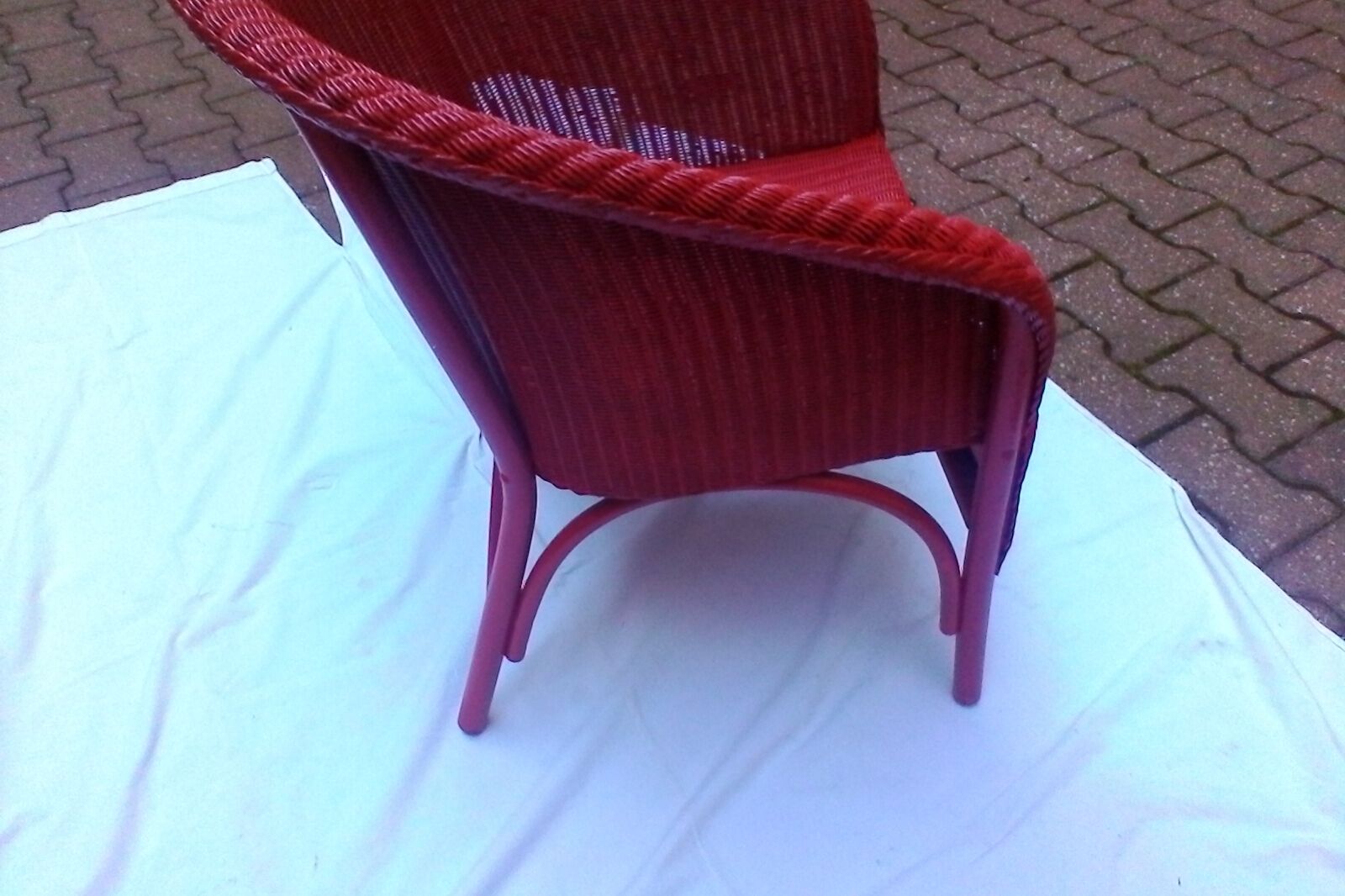 Vintage chair in red rattan