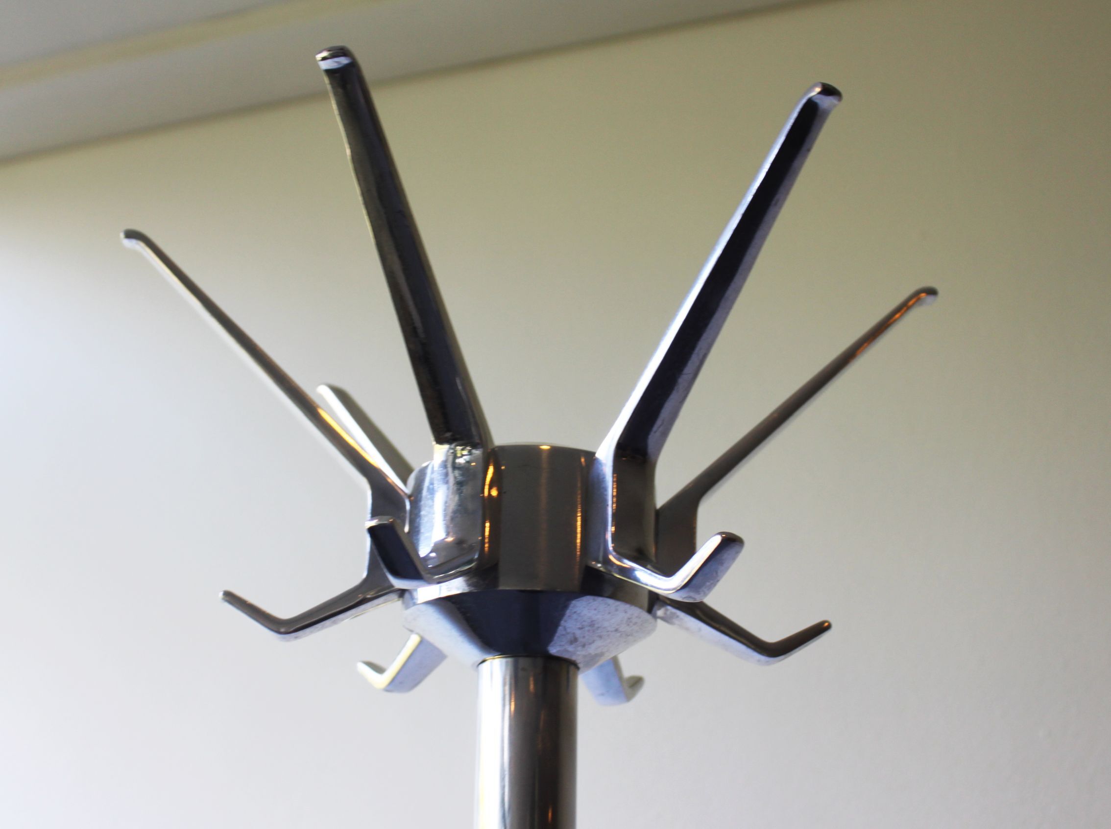 Chrome metal coat rack, 70's