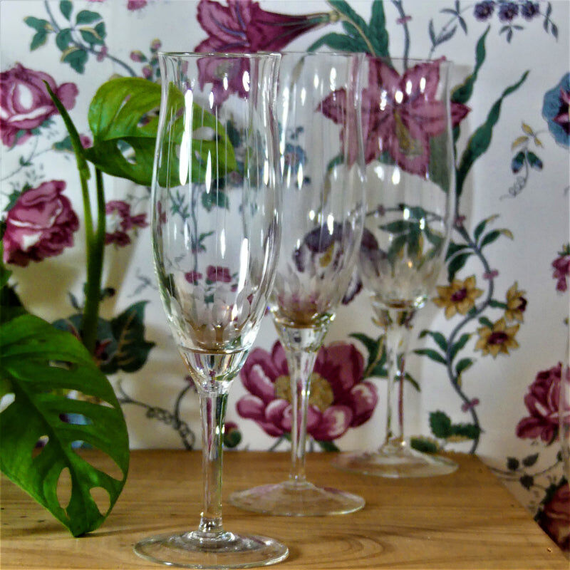 Six 40s champagne flutes - Antique crystal glasses