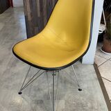 Fibreglass chair skai vinyl DSR Eiffel yellow Eames Herman Miller