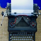 Typewriter Royal collection 1920
