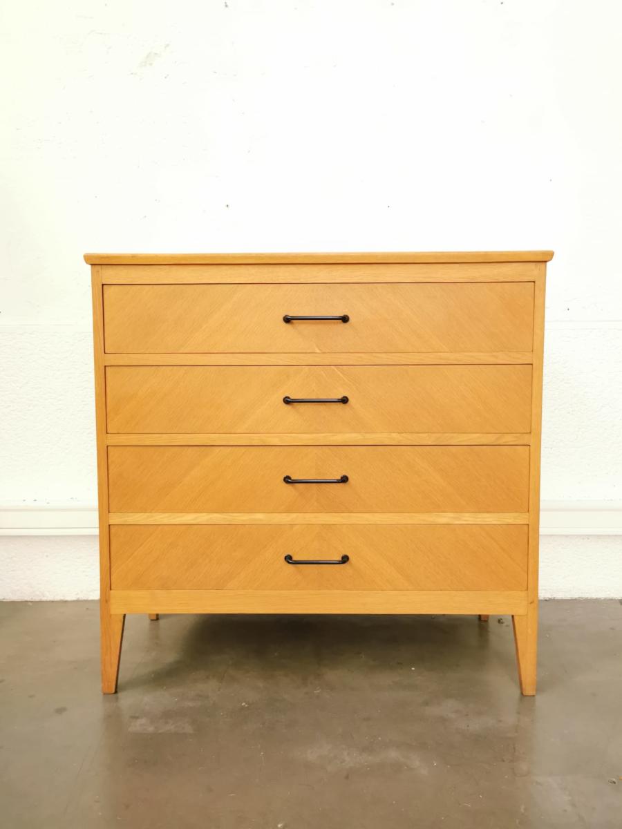 Commode vintage