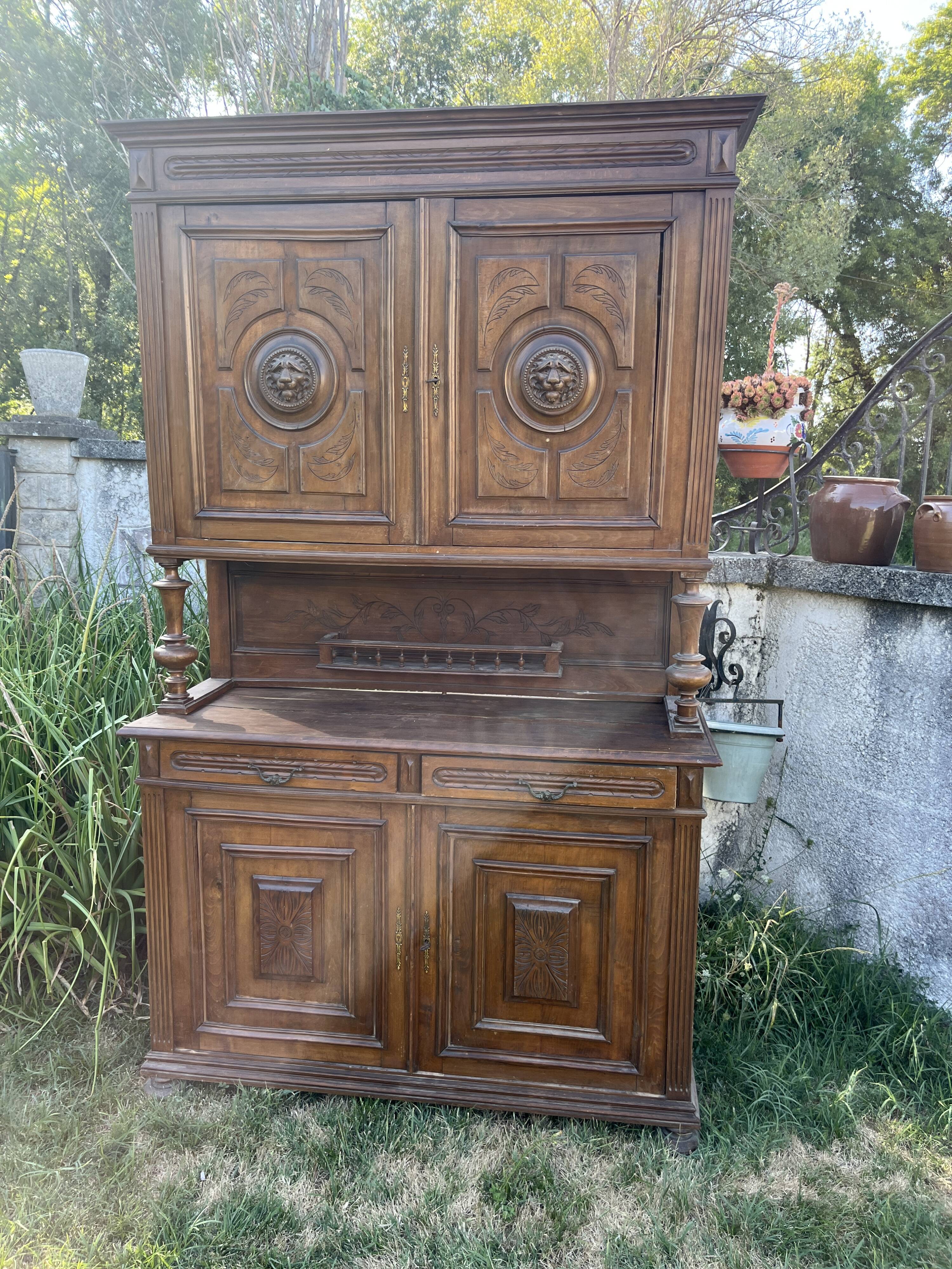 Large antique two-body buffet in wood - Carved dining room furniture