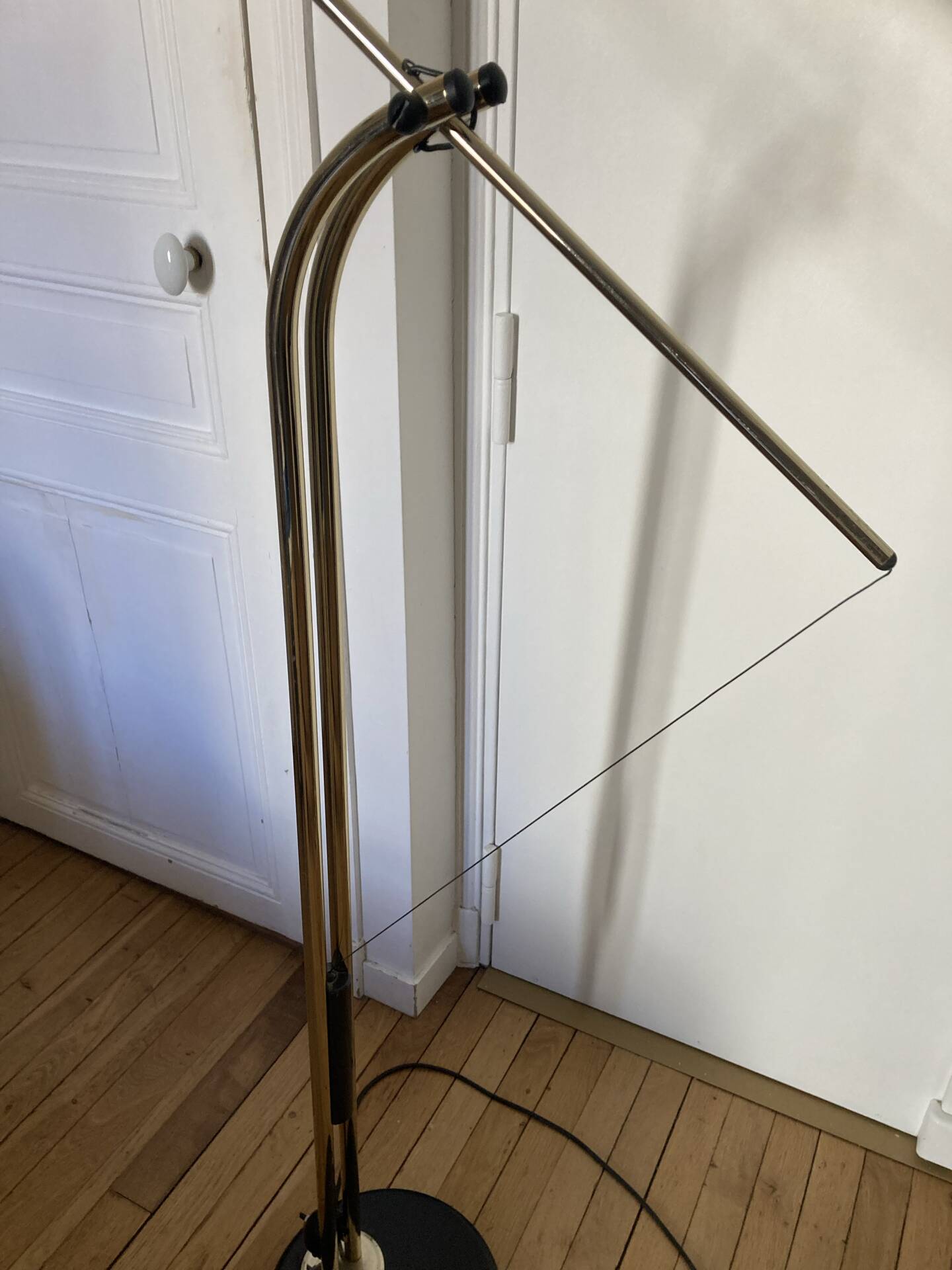 Lampadaire à contrepoids