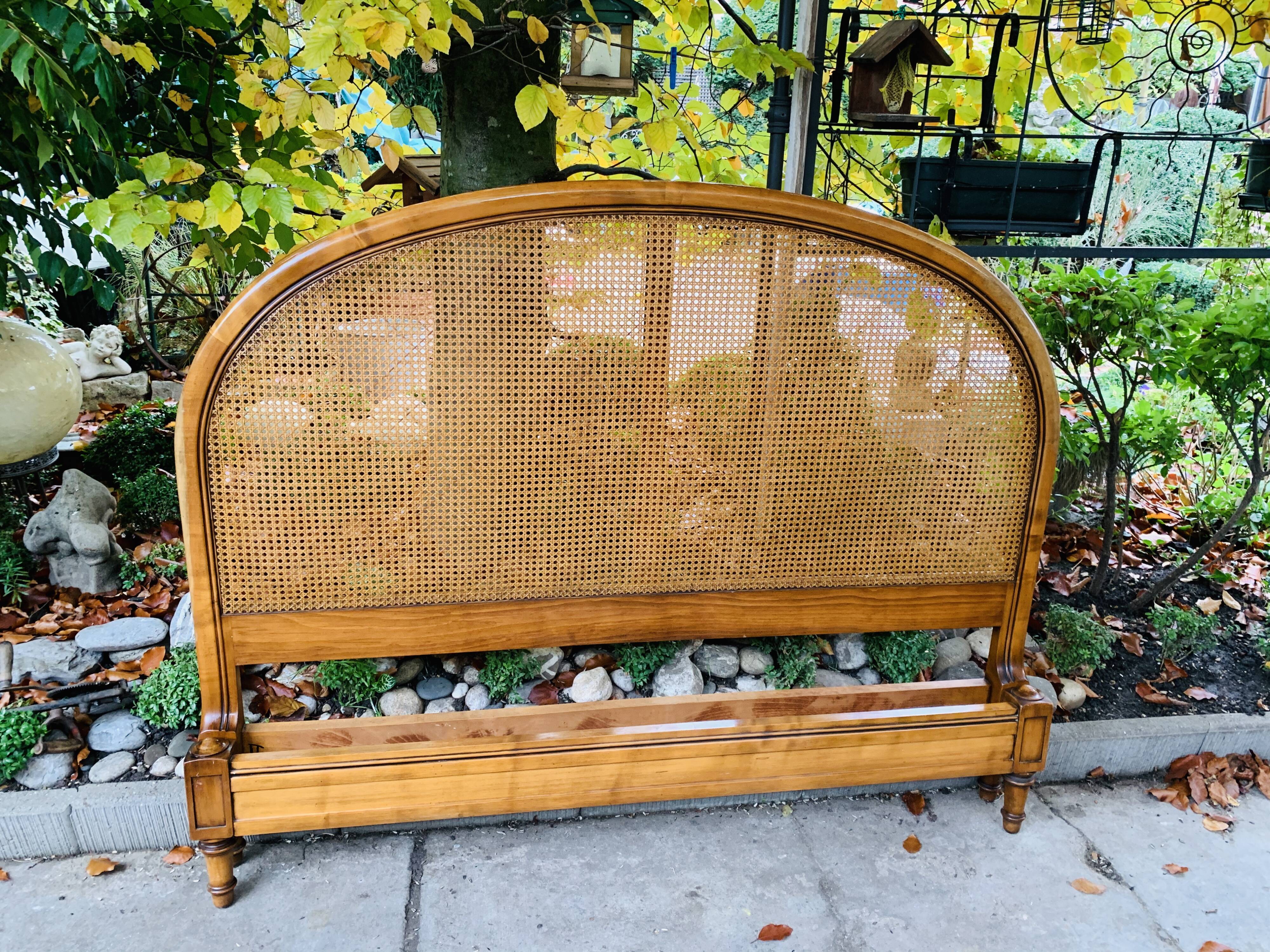 Old canning headboard 160cm