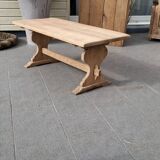 Table basse monastère rénovée