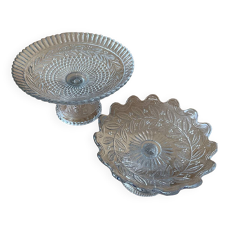 Lot de 2 Coupes sur pied en verre moulé