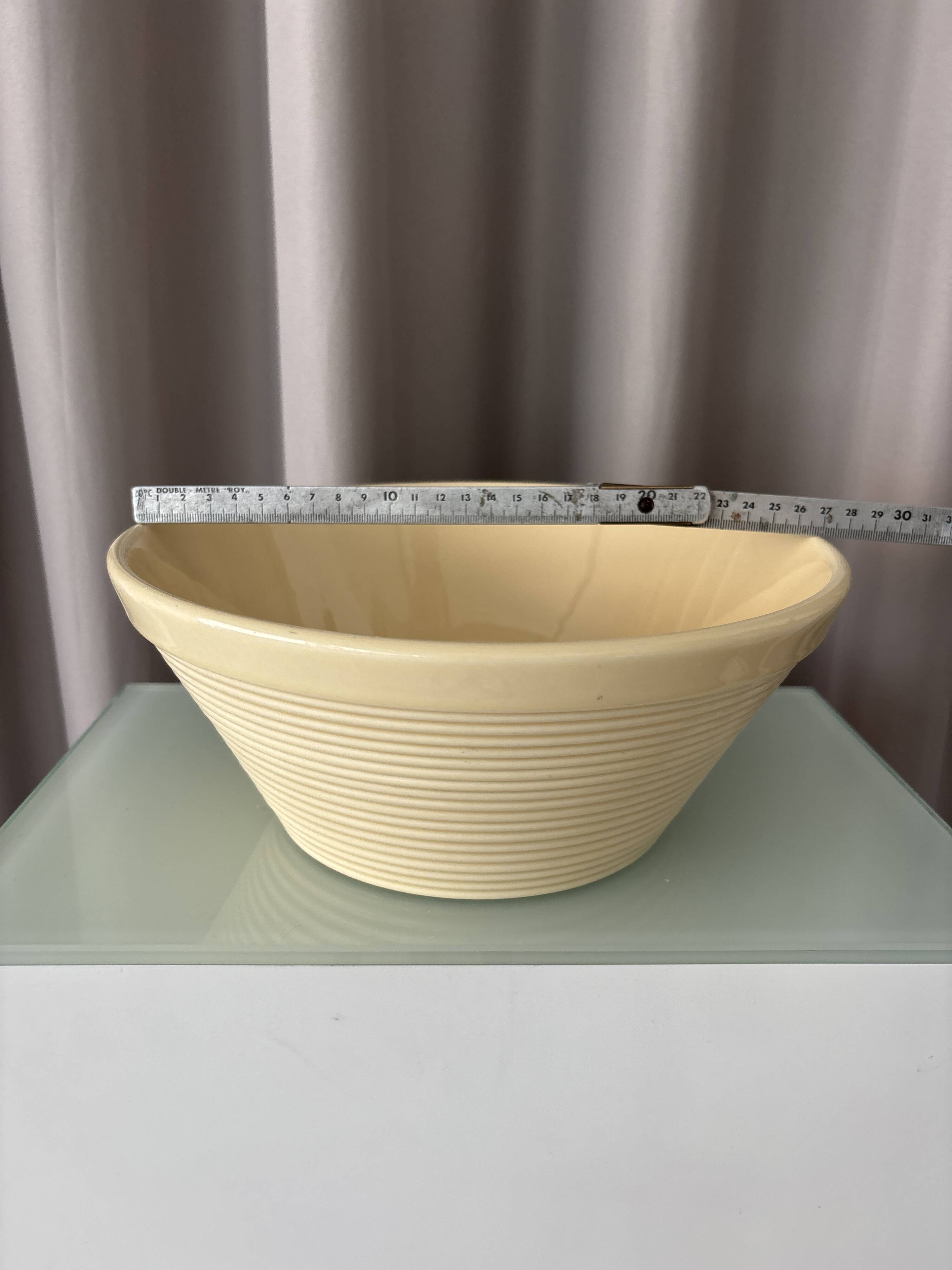 French Vintage Ribbed Ceramic Salad Bowl | Ivory Cream | Digoin Sarreguemin