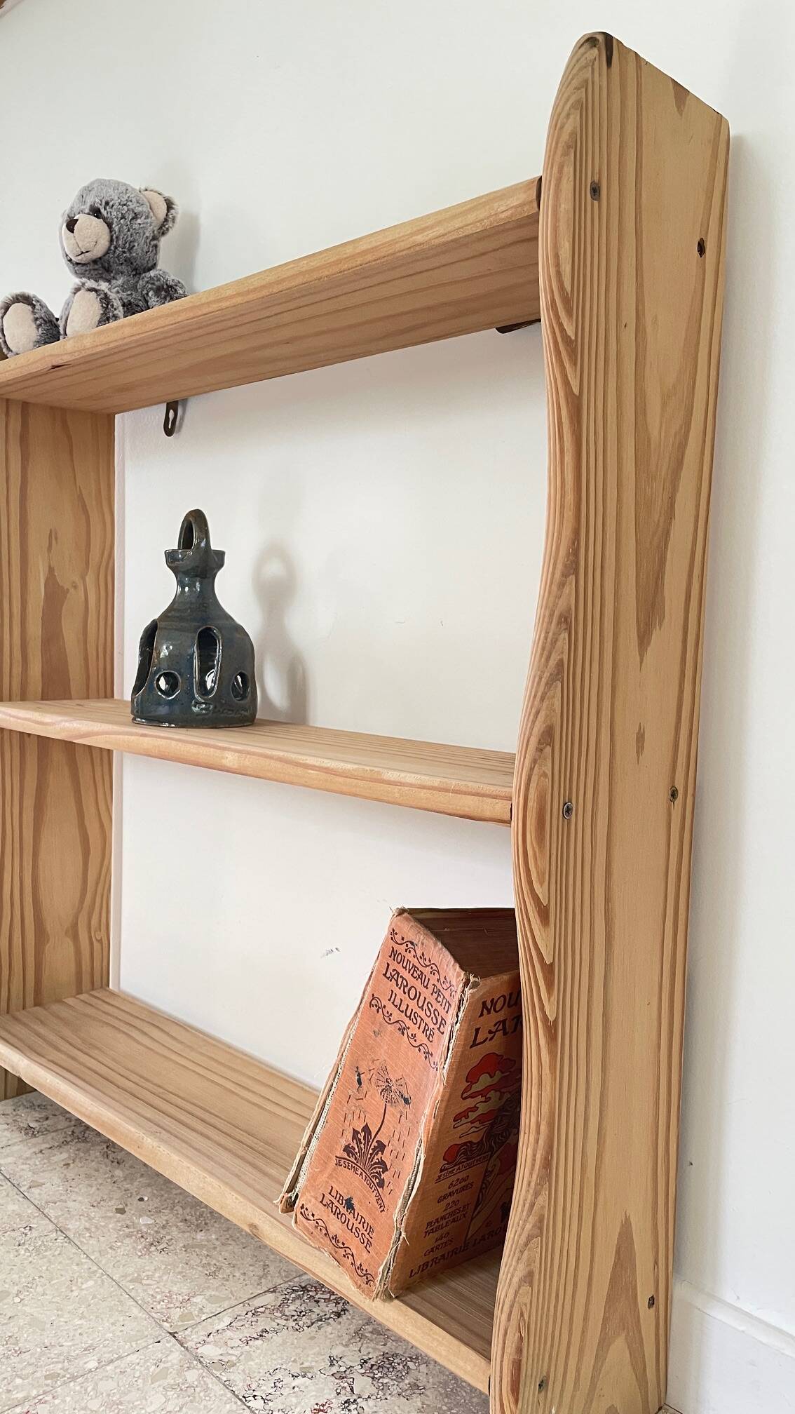 Vintage Solid Wood Shelf (Tabletop or Wall Mounted)