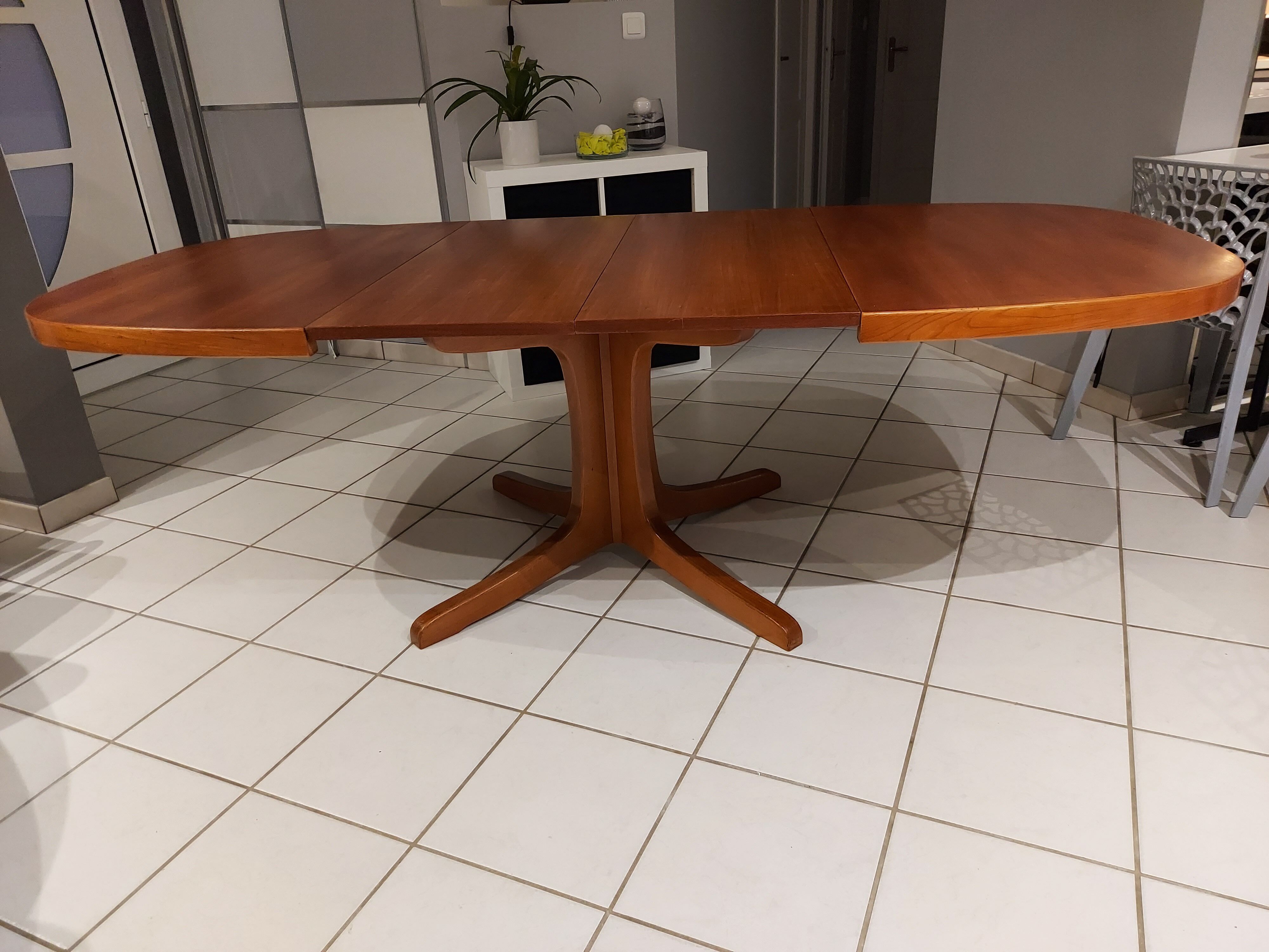 Baumann vintage expandable table in 1970