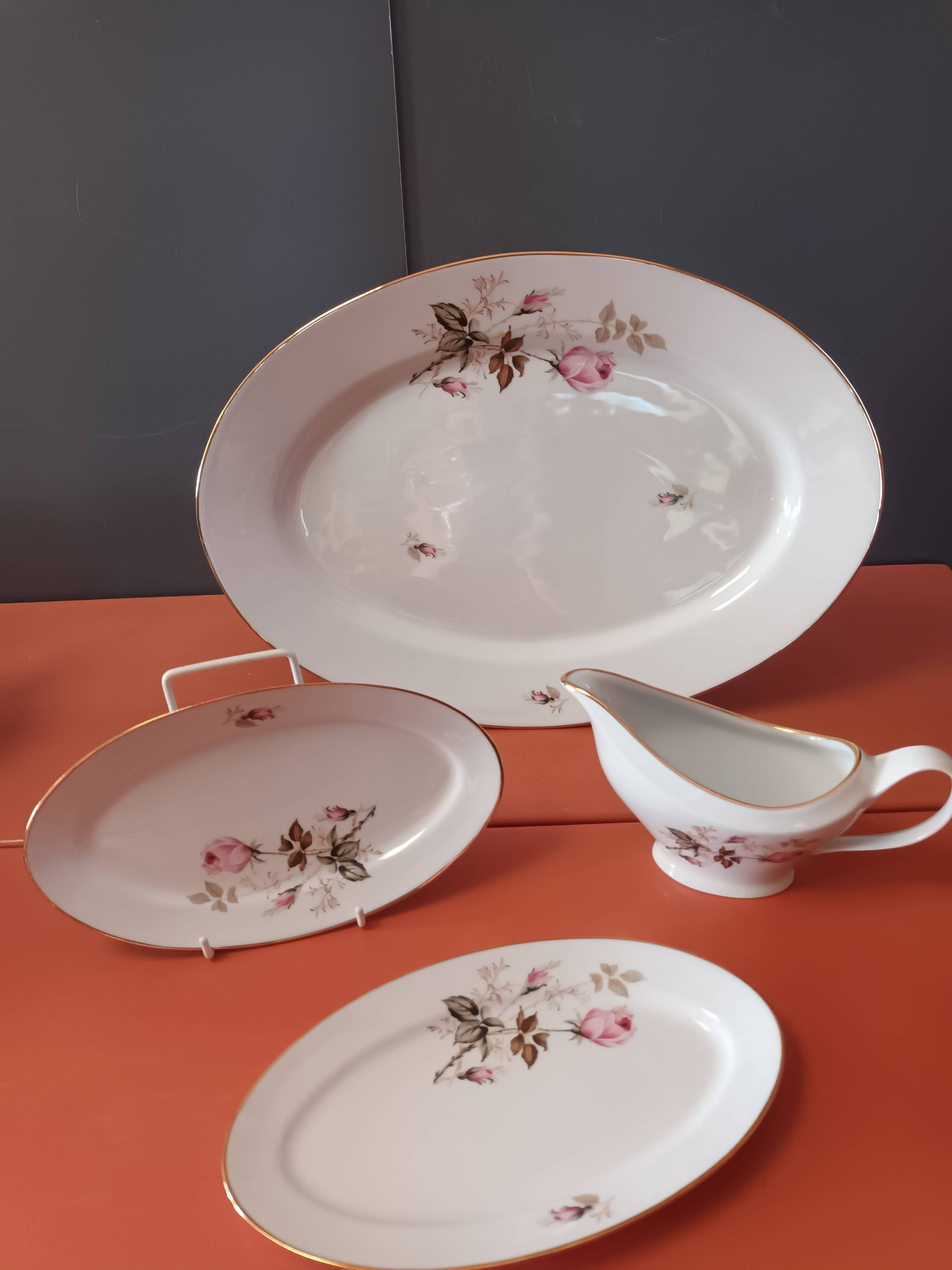 Porcelain limoges service