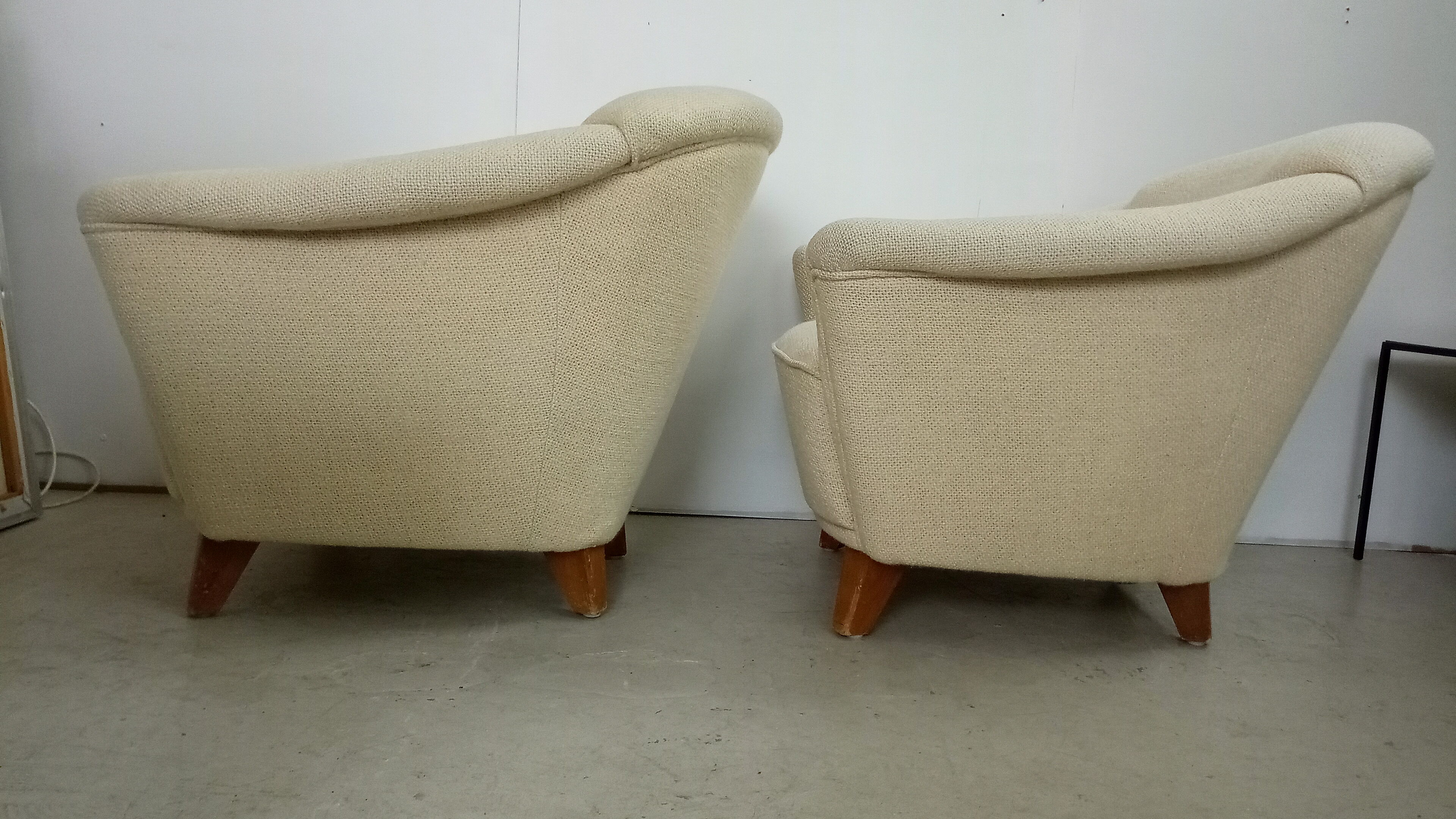 Pair scandinavian armchairs