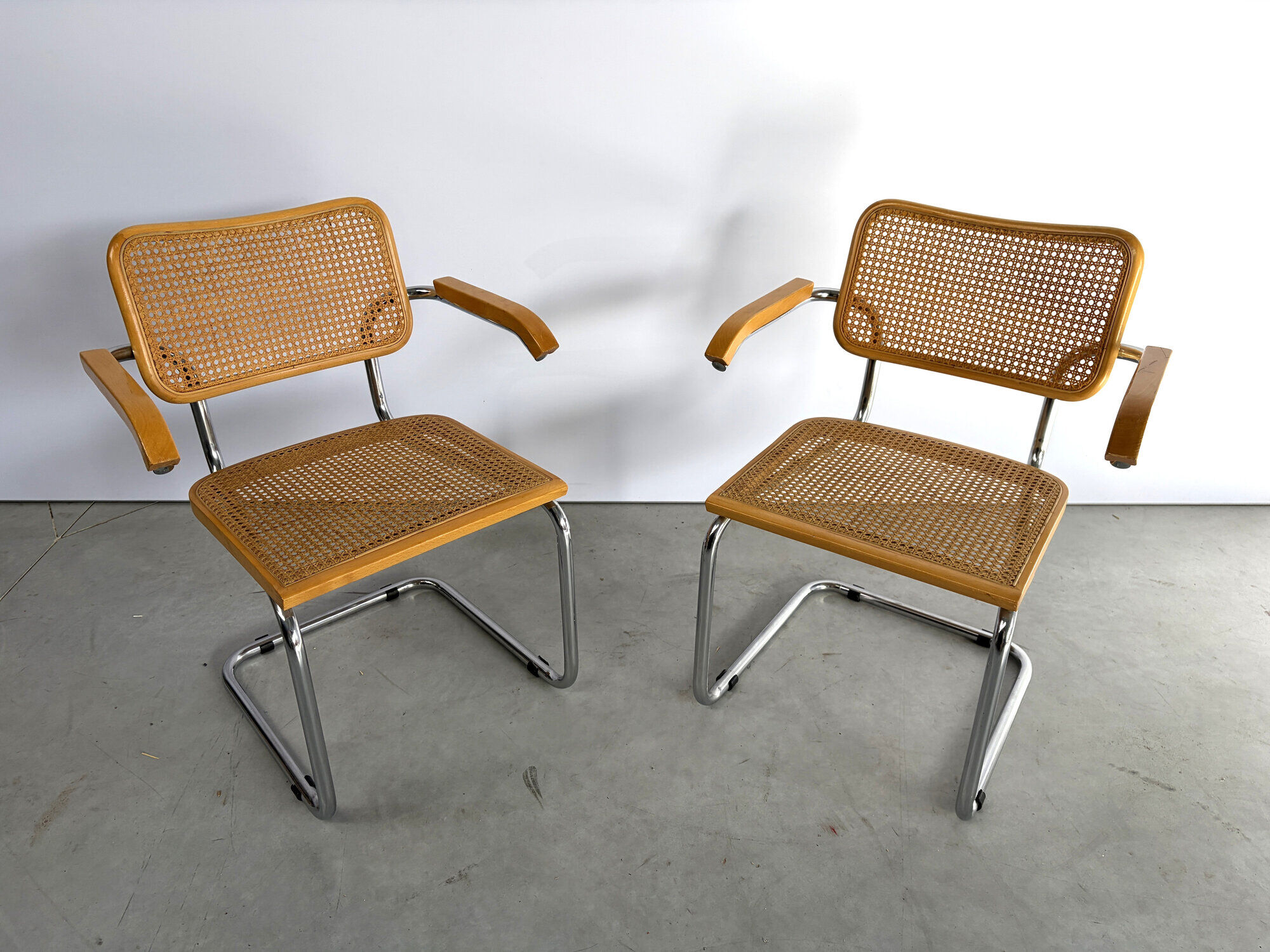 Vintage cantilever chairs attributed to Marcel Breuer 'Cesca' chair - 1970s - set of 2