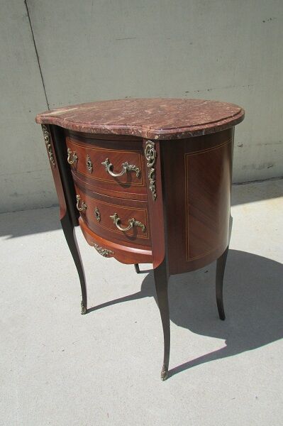 Louis XV chest of drawers