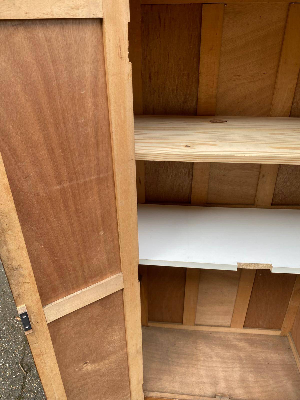 Armoire parisienne art déco en bois